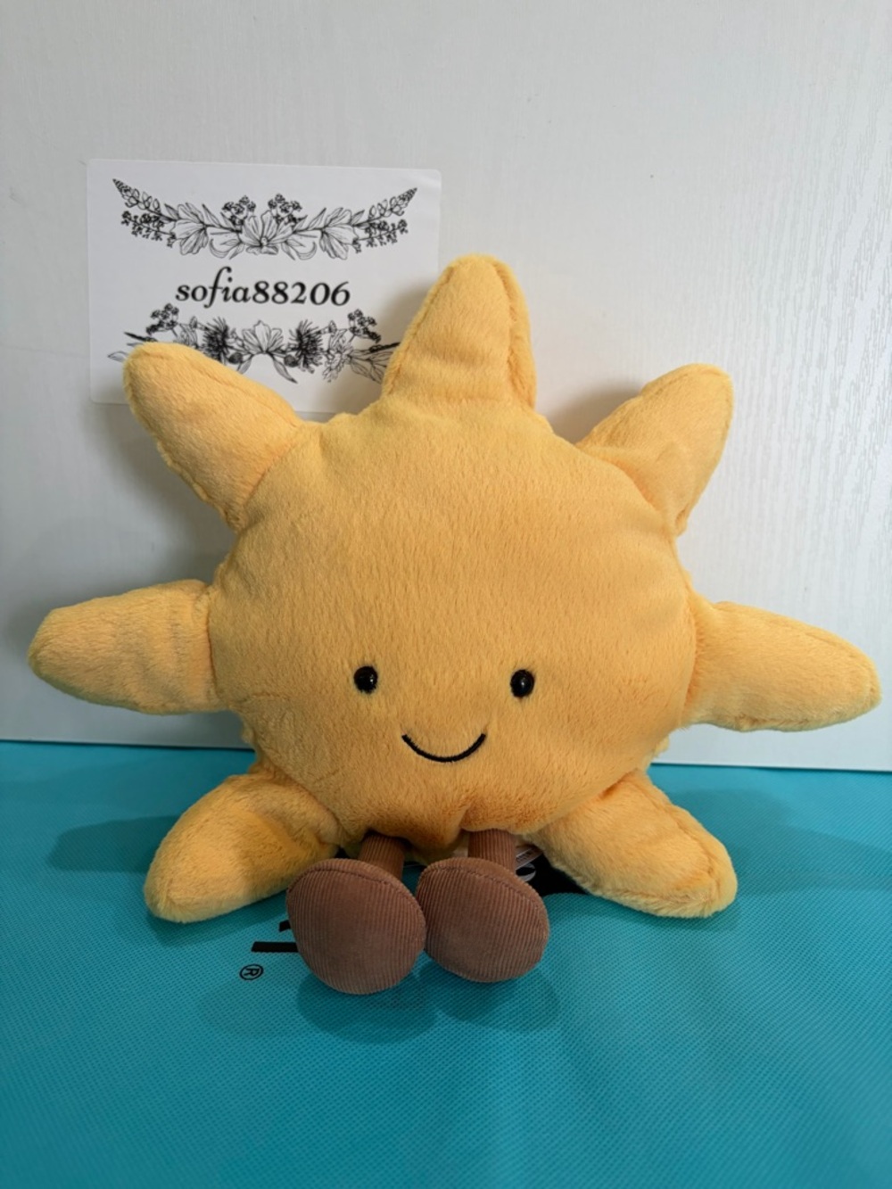 Authentic Jellycat Amuseables Sun Medium - New with Tags and bag